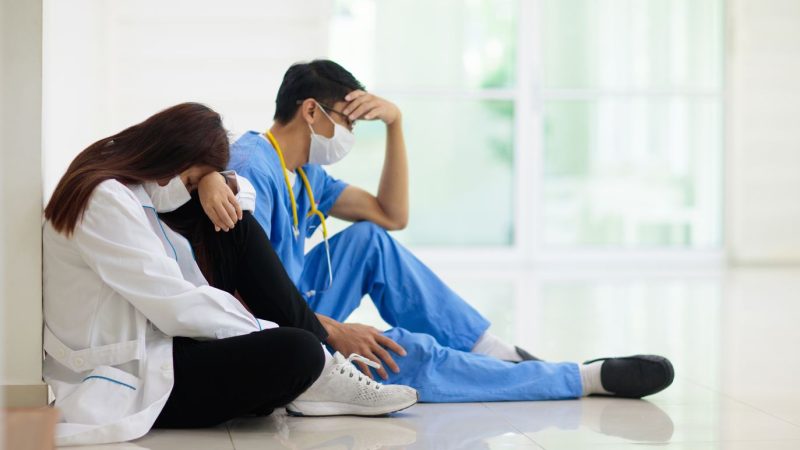 One in four vet nurses planning to quit their jobs