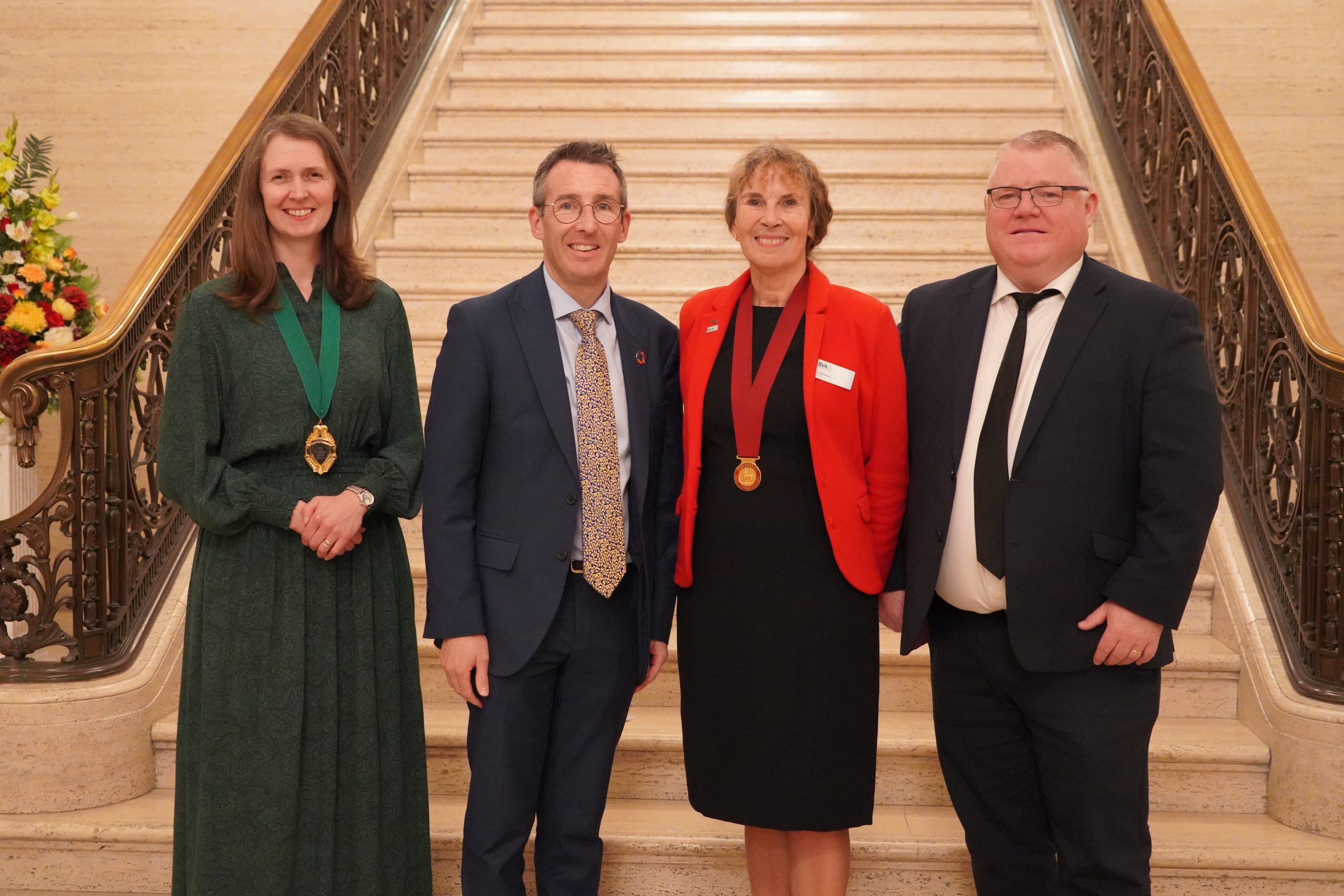 Muir hails work of veterinary industry